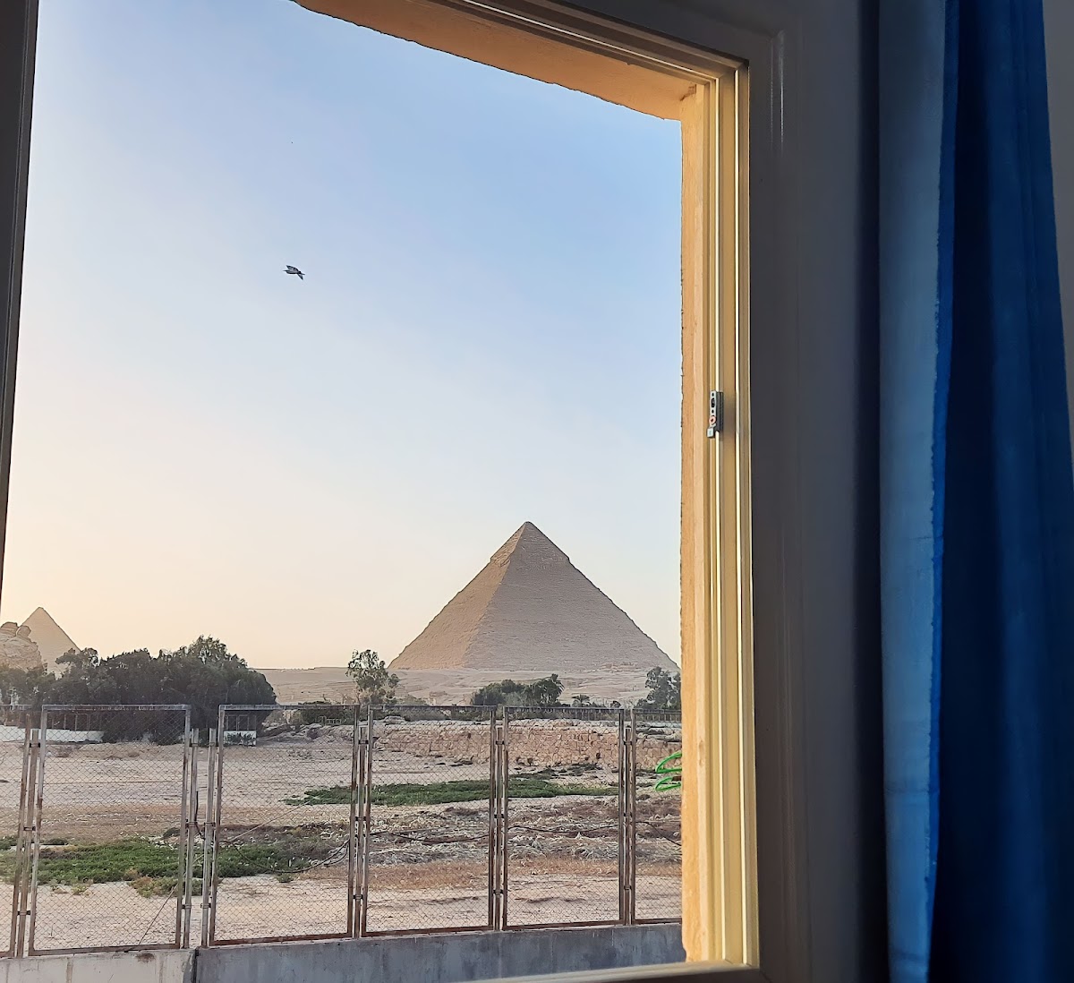Aton pyramids view guest house