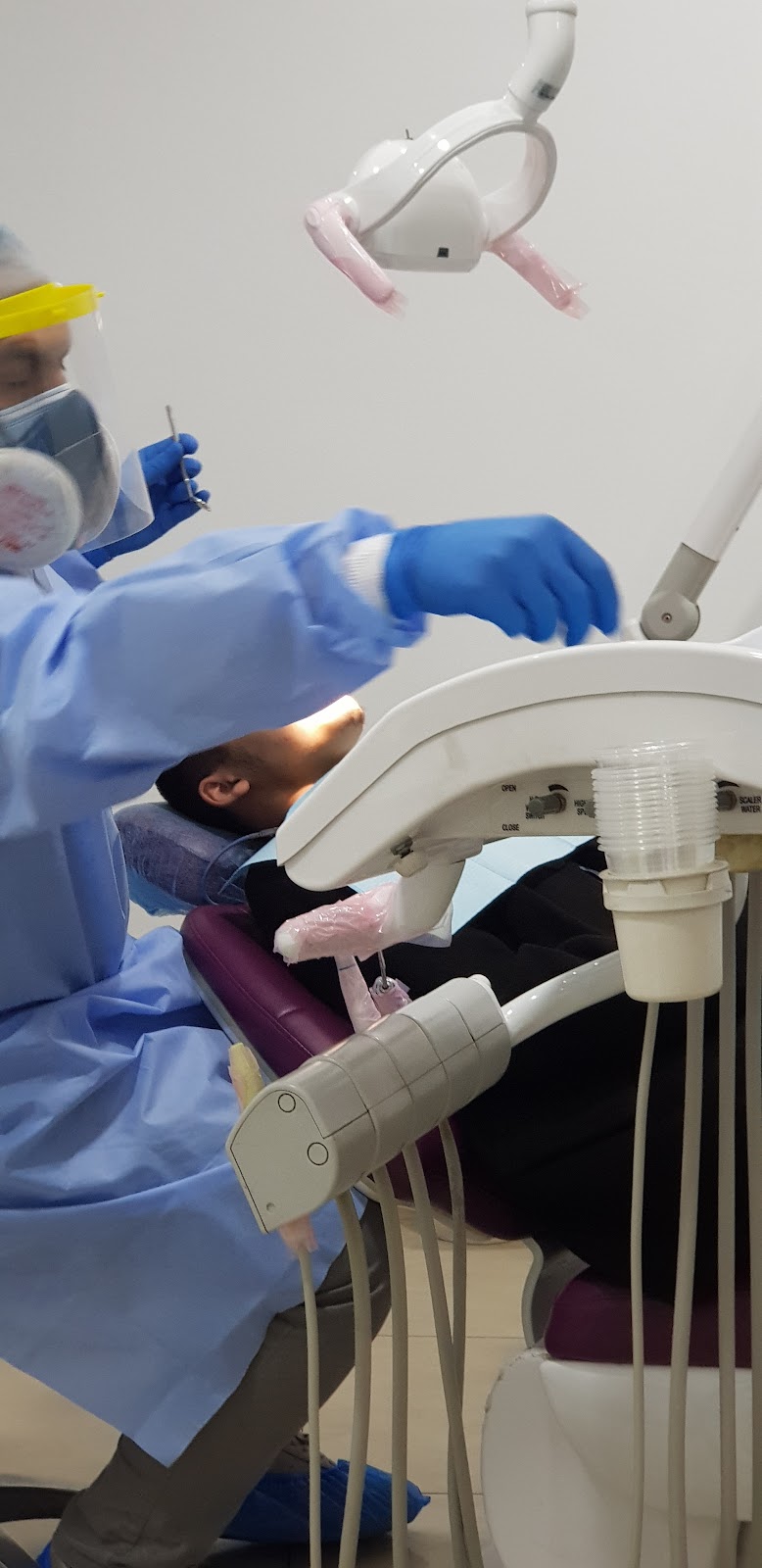 White & Bright Dental Center