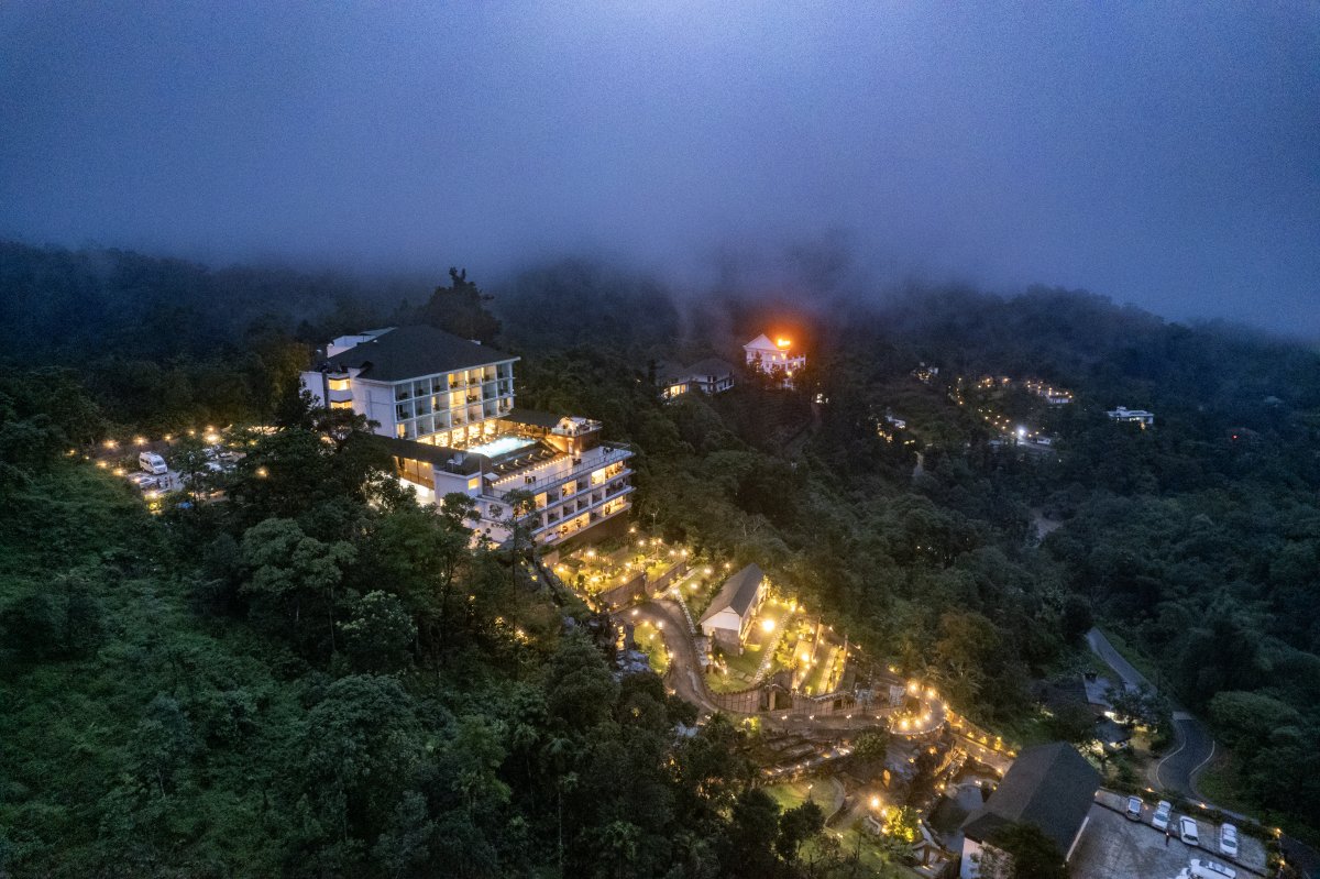 The Grand Cliff Resort, Munnar