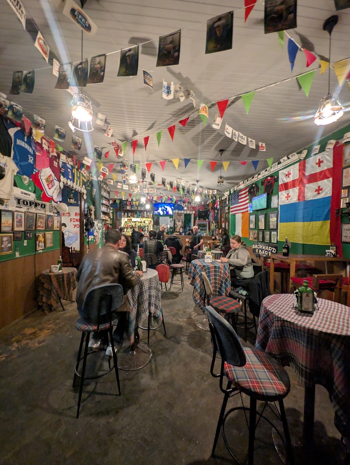 Mary's Irish Pub
