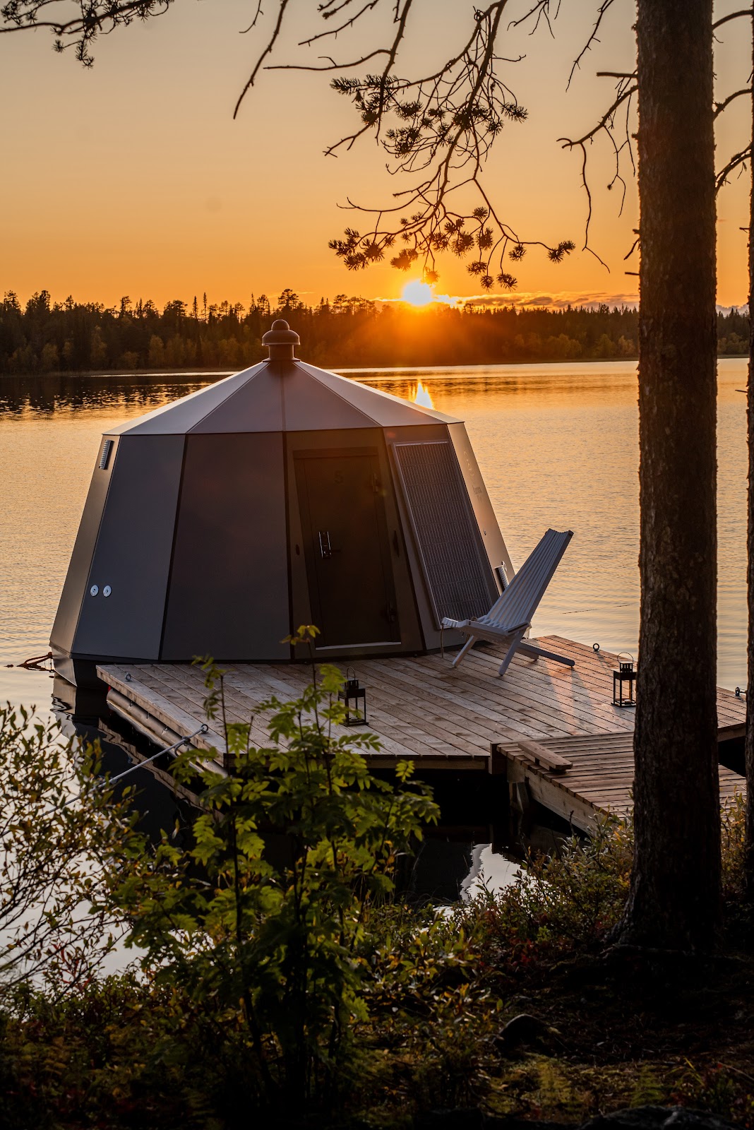 Arctic Guesthouse & Igloos