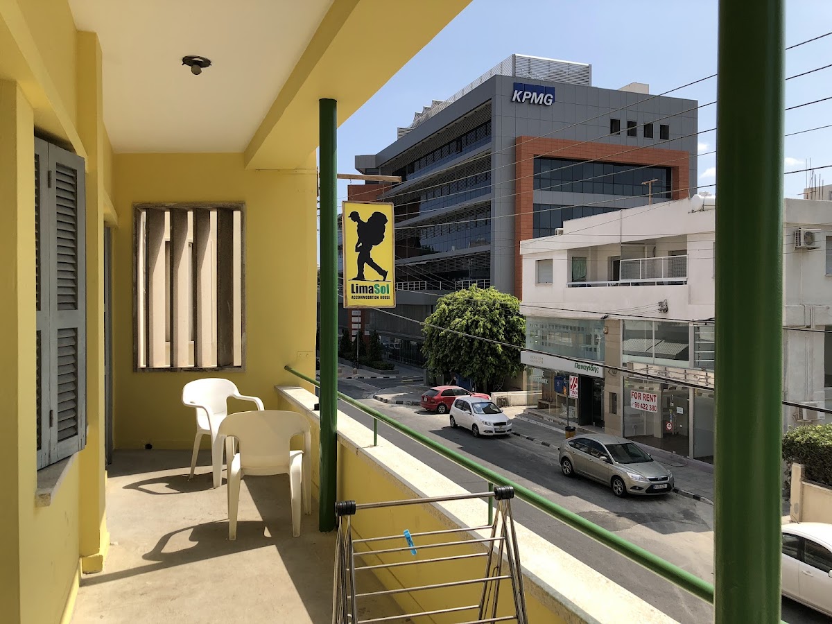 Lima Sol House Hostel