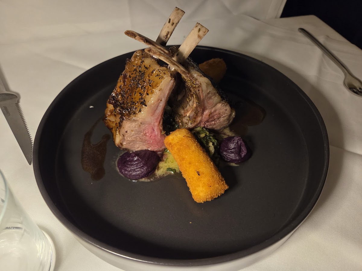 ef16 Restaurant Weinbar