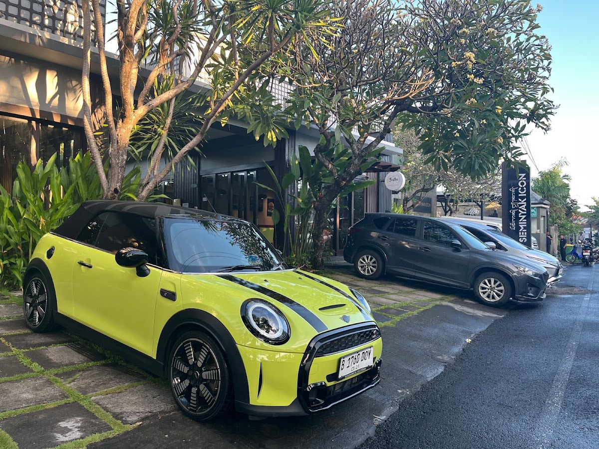Bali Luxury Car Rental | Bali Premium Trip