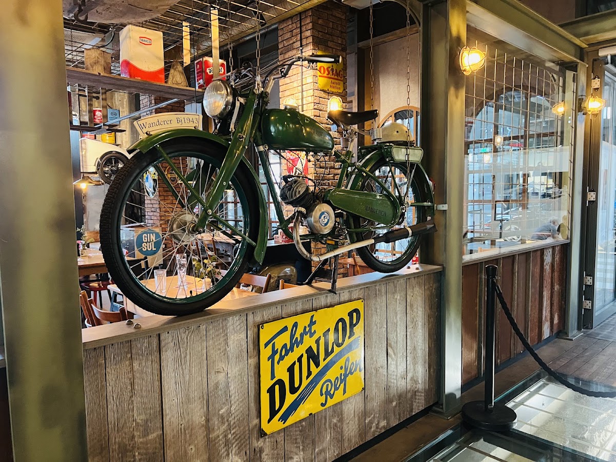 MOTORWORLD Inn Restaurant München