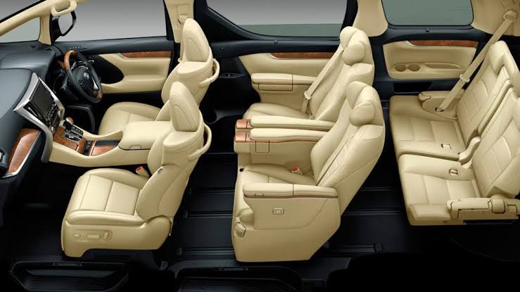 RENT LUXURY CAR BALI