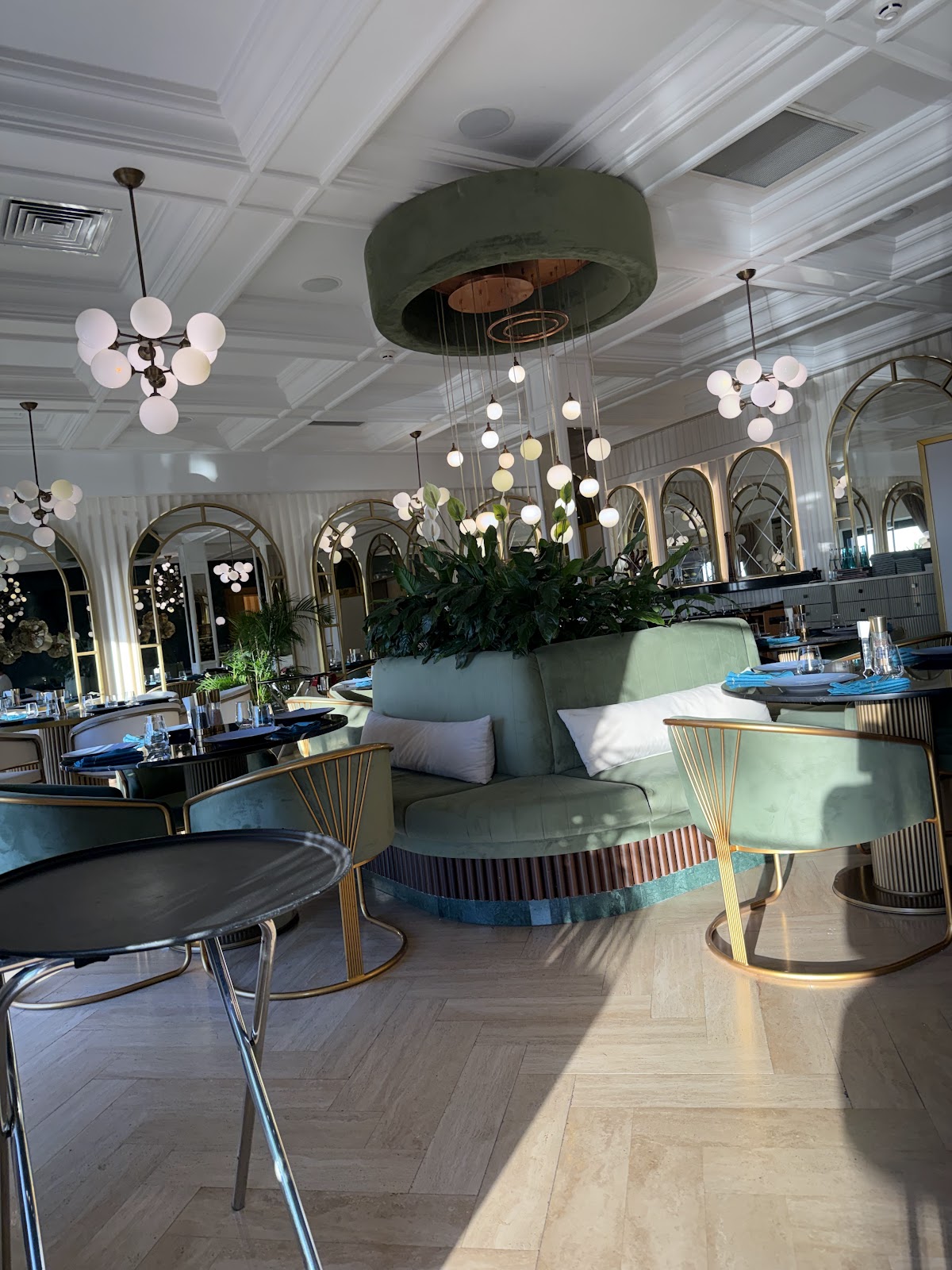 Nima Restaurant & Lounge Bar