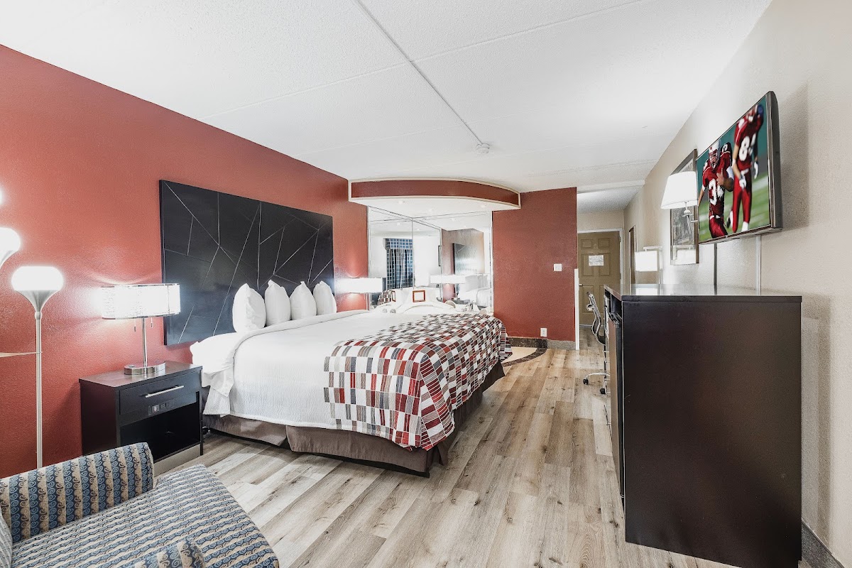 Red Roof Inn & Suites Macon