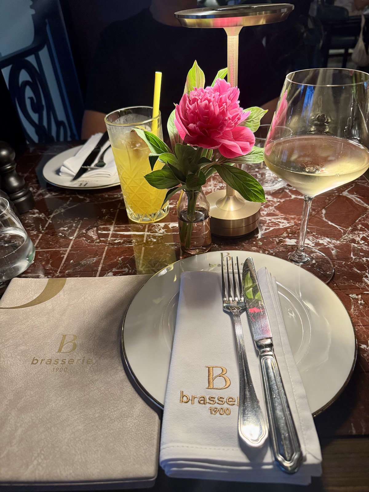 Brasserie 1900 • ბრასერი 1900