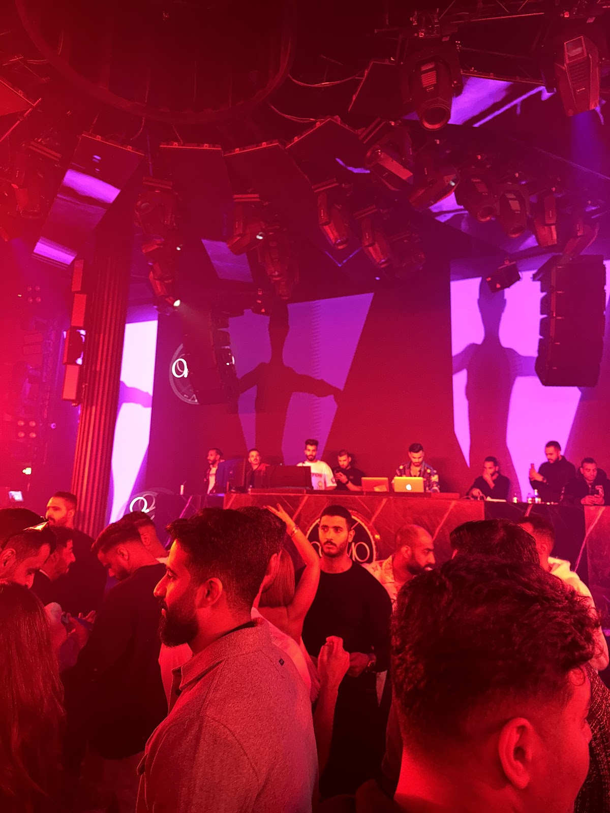 Cosmo Lounge & Club