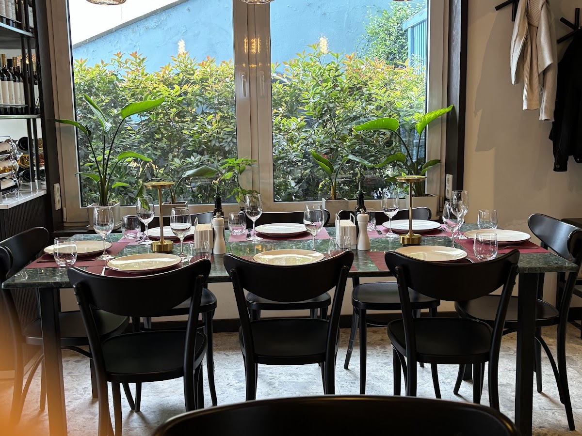 Bistro Conili