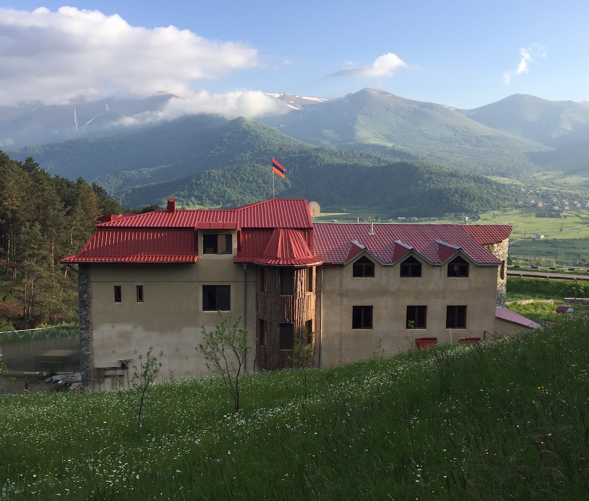 LerMont Guest House