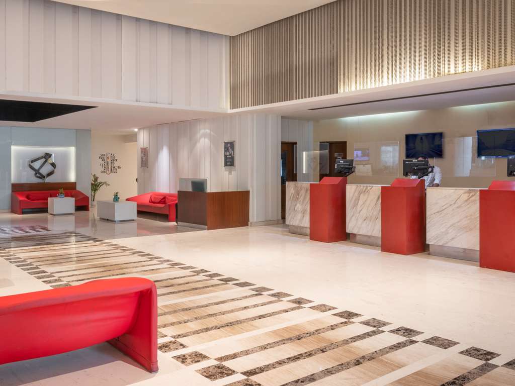ibis New Delhi Aerocity