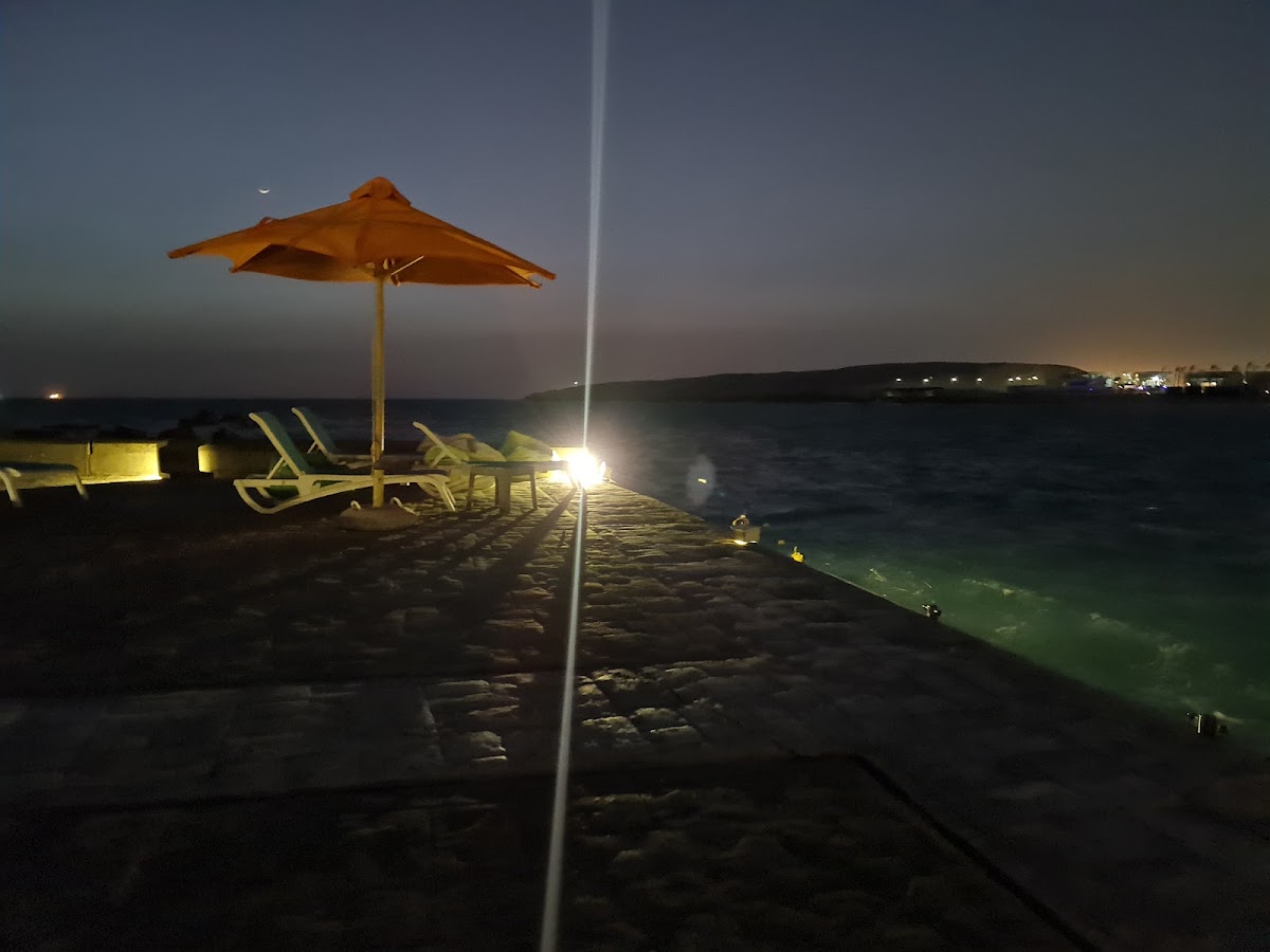 Pirates Beach Club