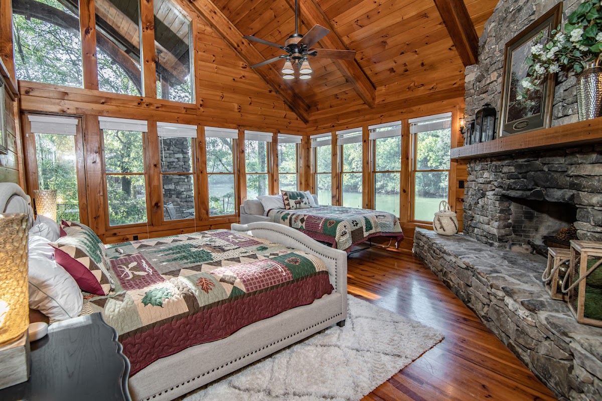 River Wellness Lodge