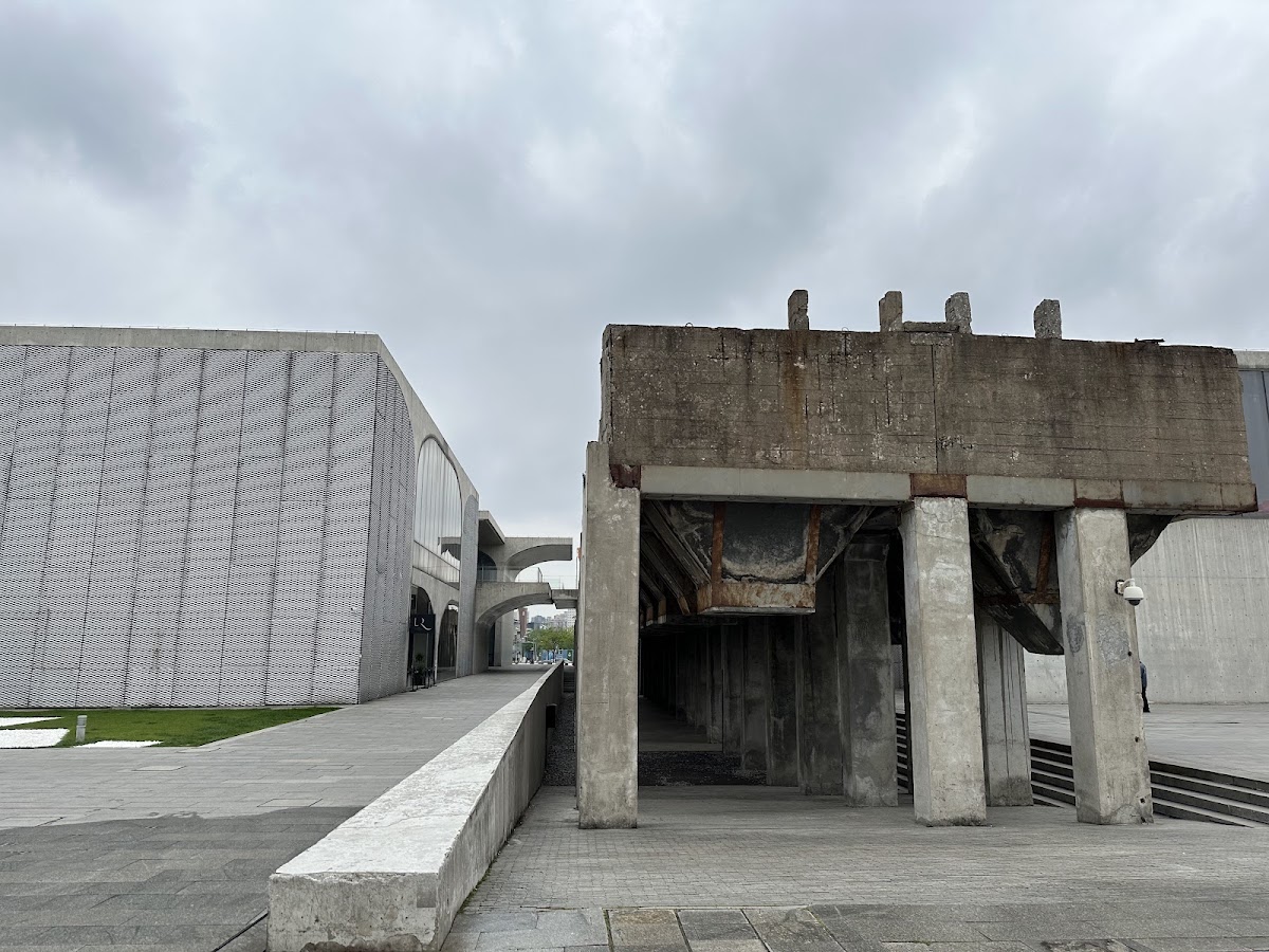 Long Museum