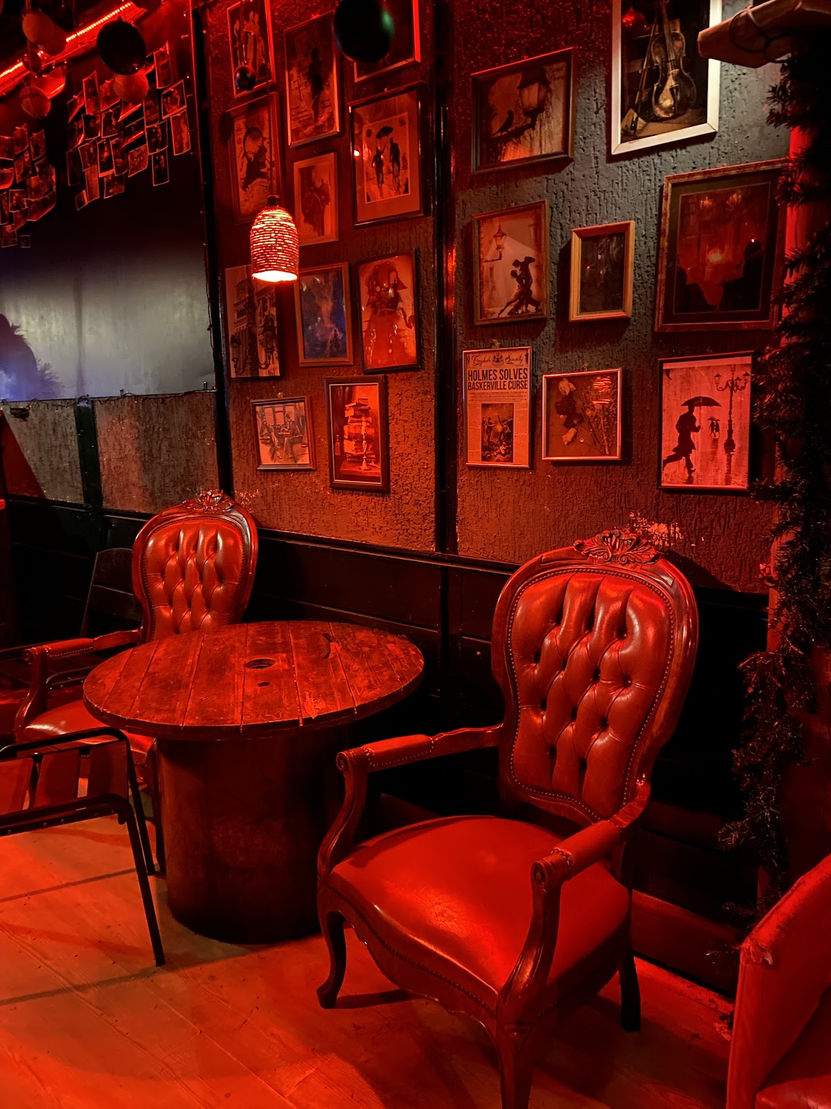 Sherlock Bar