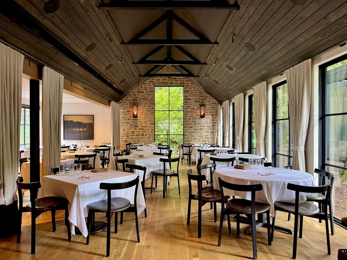 THE CHASTAIN - Restaurant