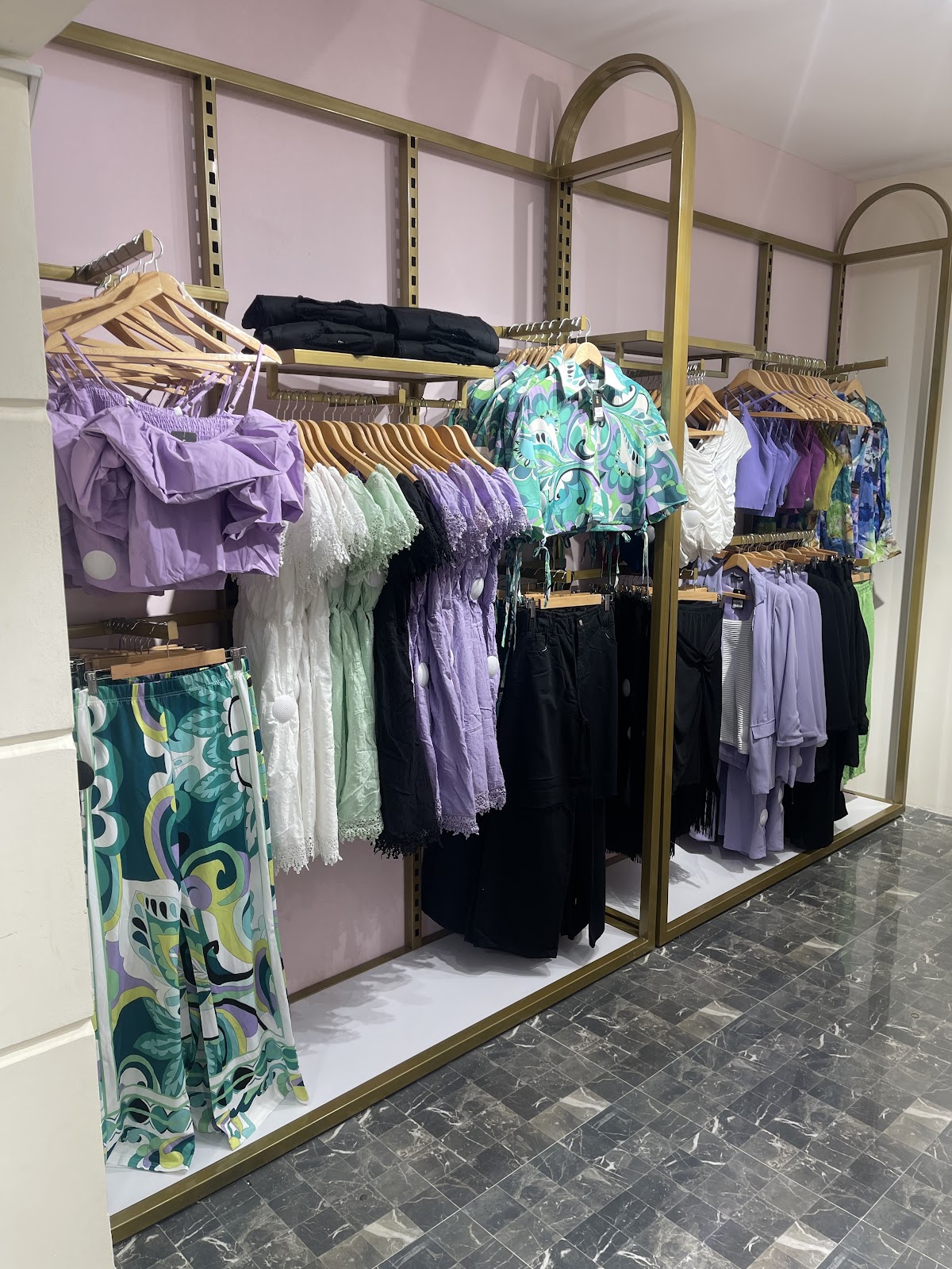 Pearl boutique