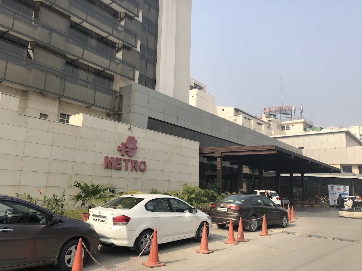 Metro Heart Institute with Multispeciality