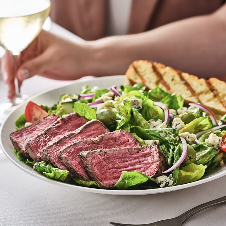 Fleming’s Prime Steakhouse & Wine Bar