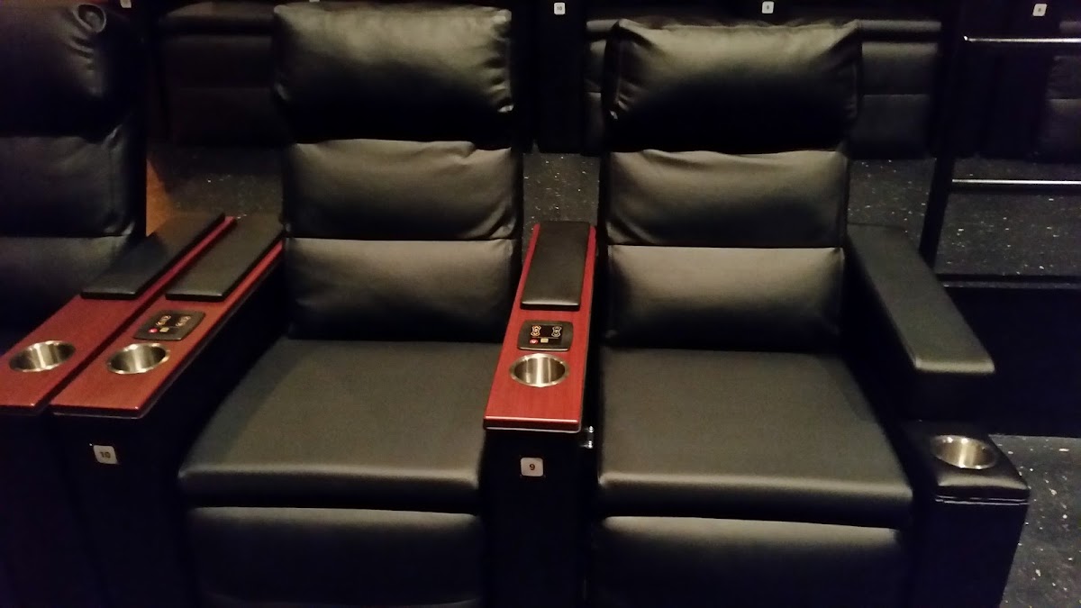 Pooler Cinemas