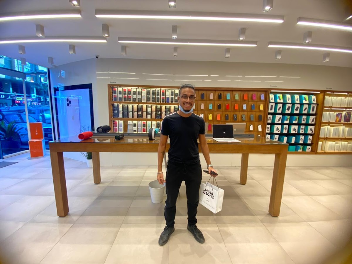Milan store