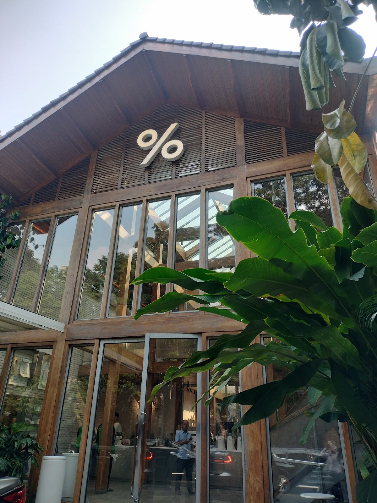 % Arabica Jakarta Roastery