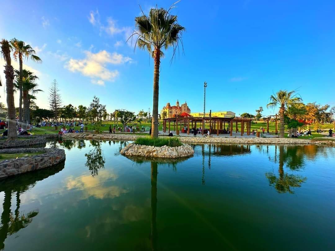 Antoniades Gardens