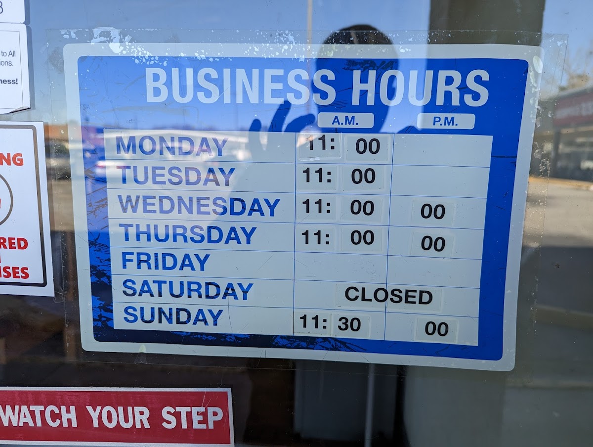 MAMA J'S
