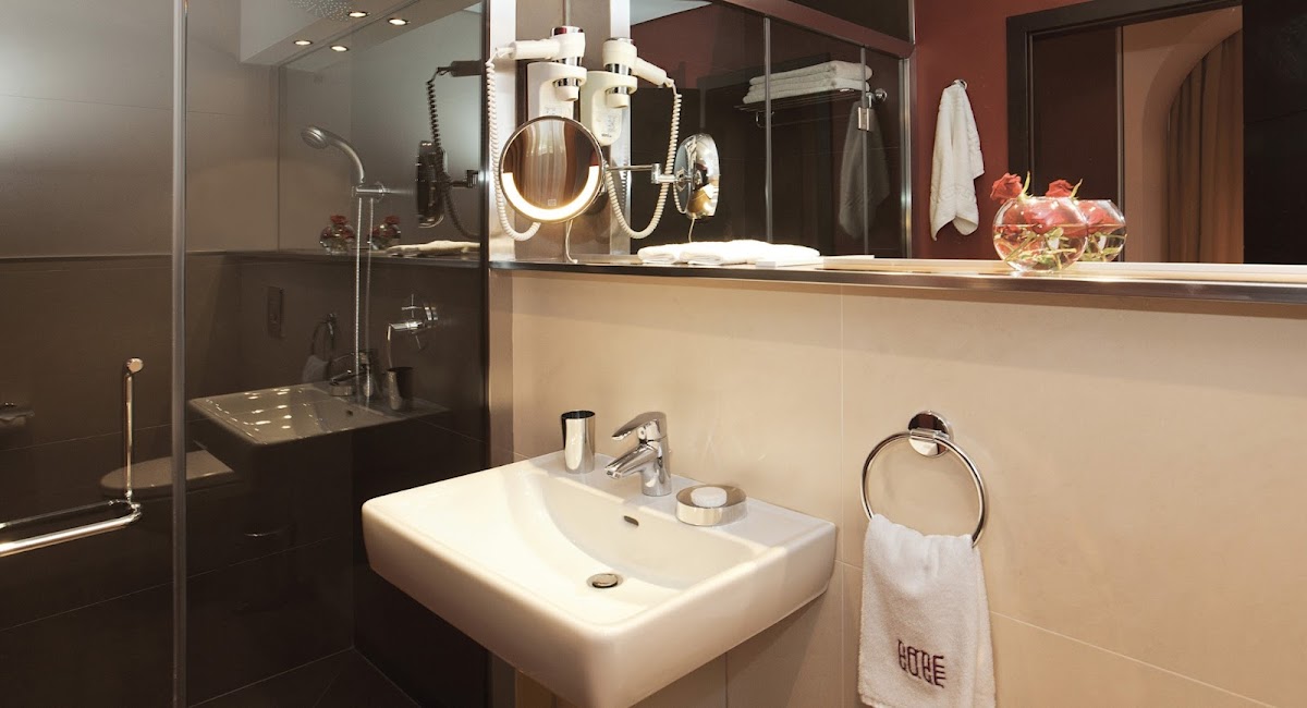 Nane Hotel