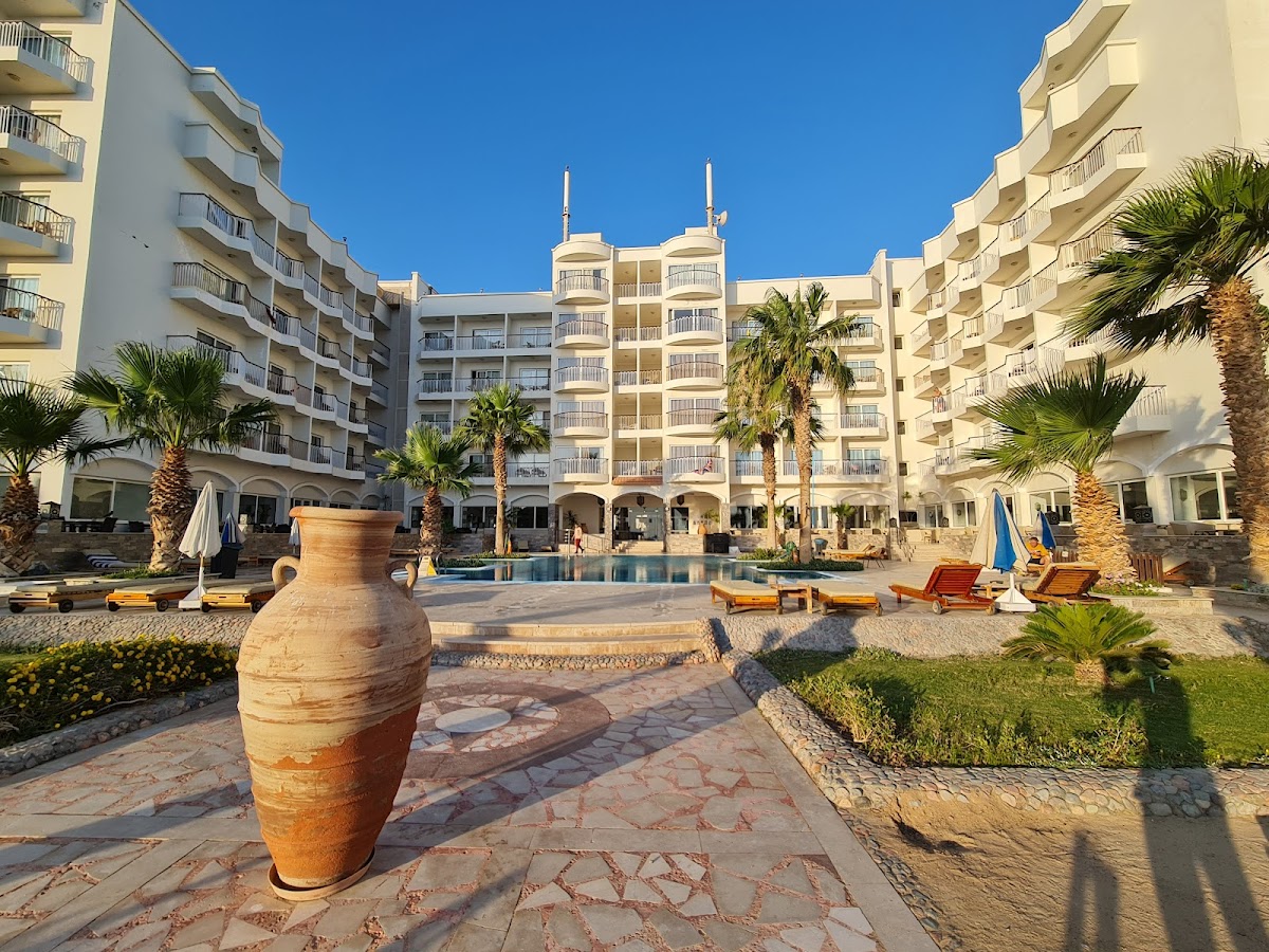 Royal Star Beach Resort