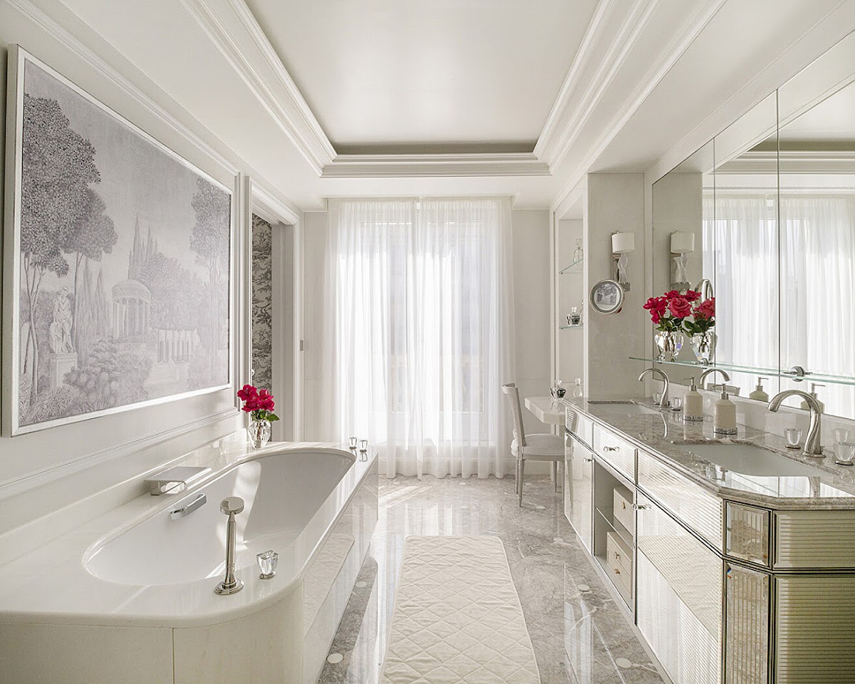 Four Seasons Hotel George V, Paris