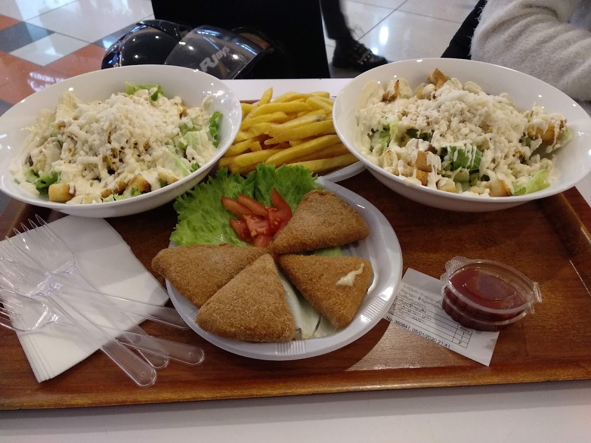 Tashir Pizza