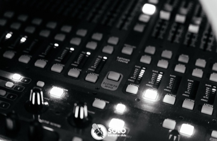 Solo Music Club