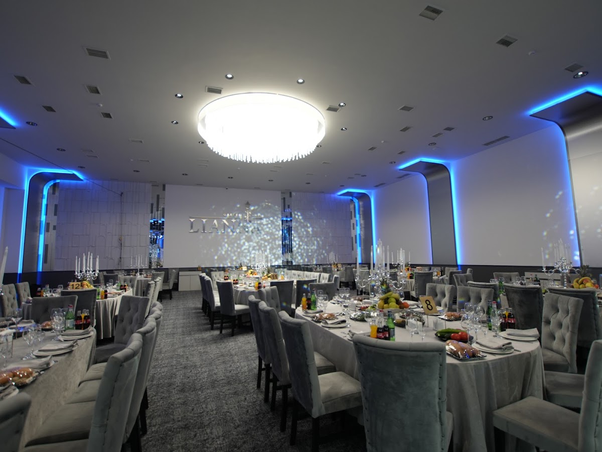 Lianna Garden Hall