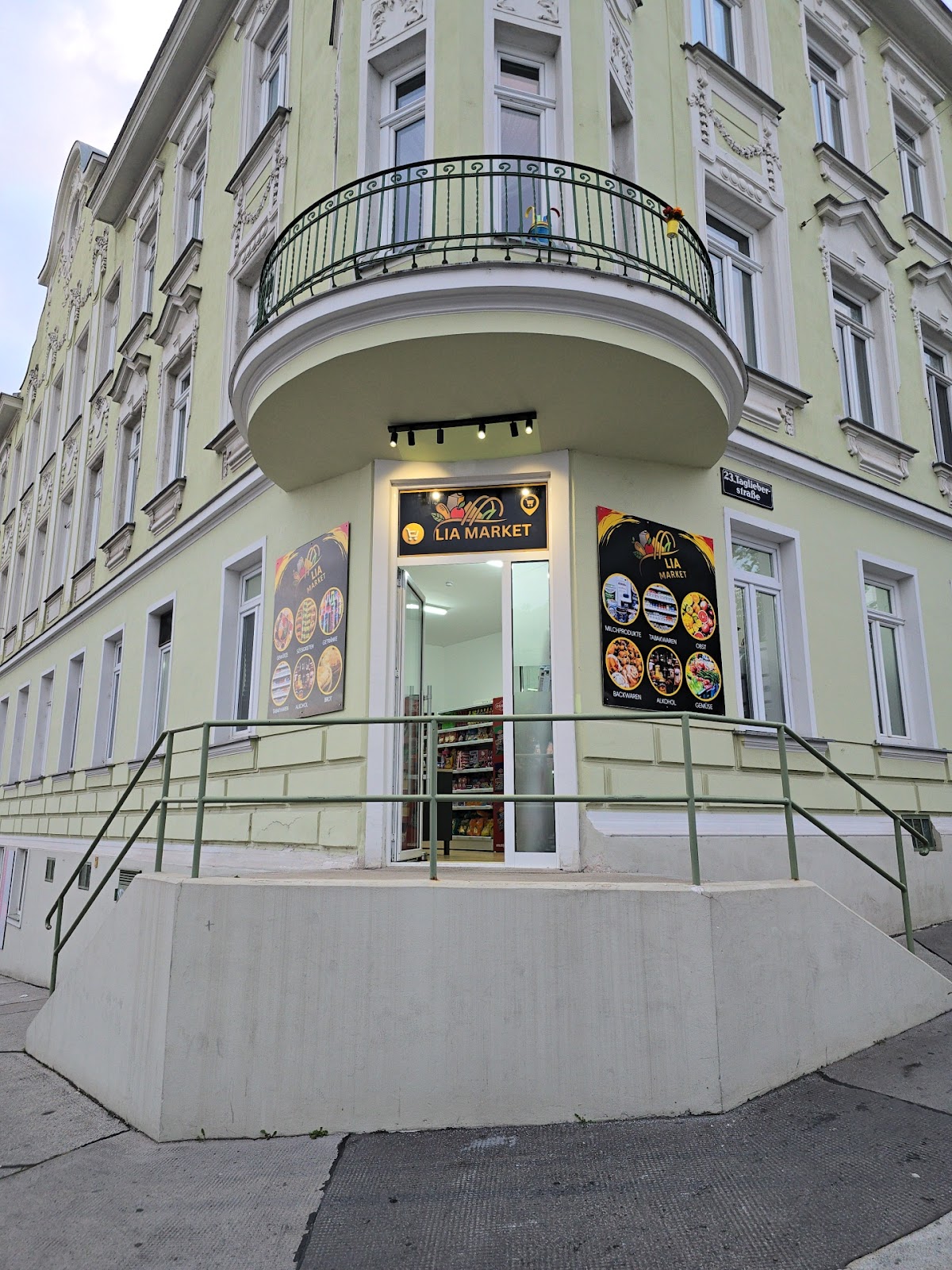 Lia Market