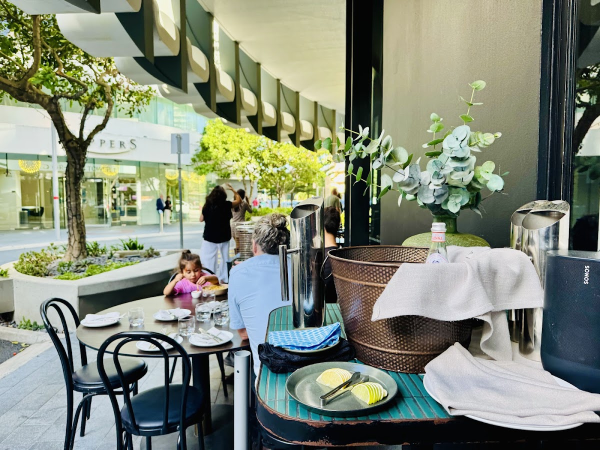 Social Eating House + Bar