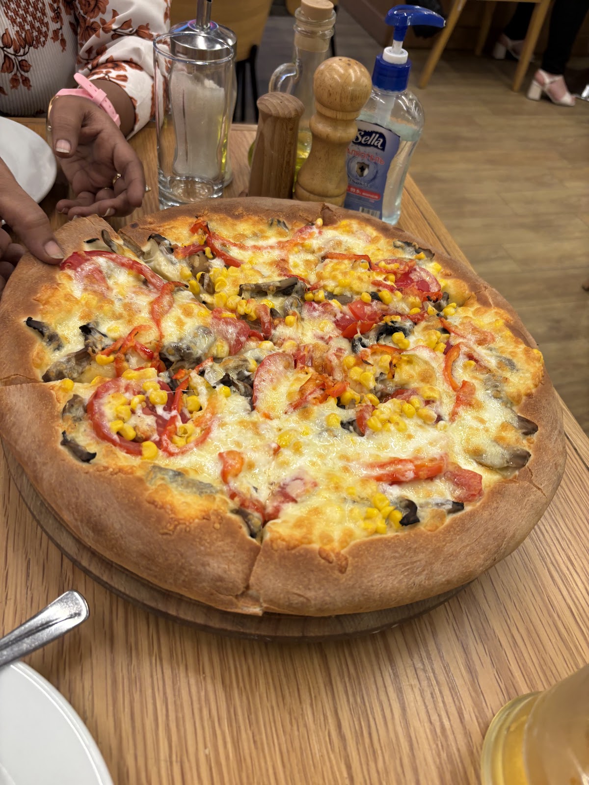 Tashir Pizza