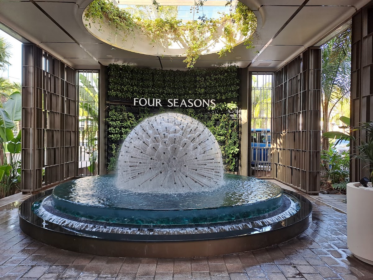 Four Seasons Hotel