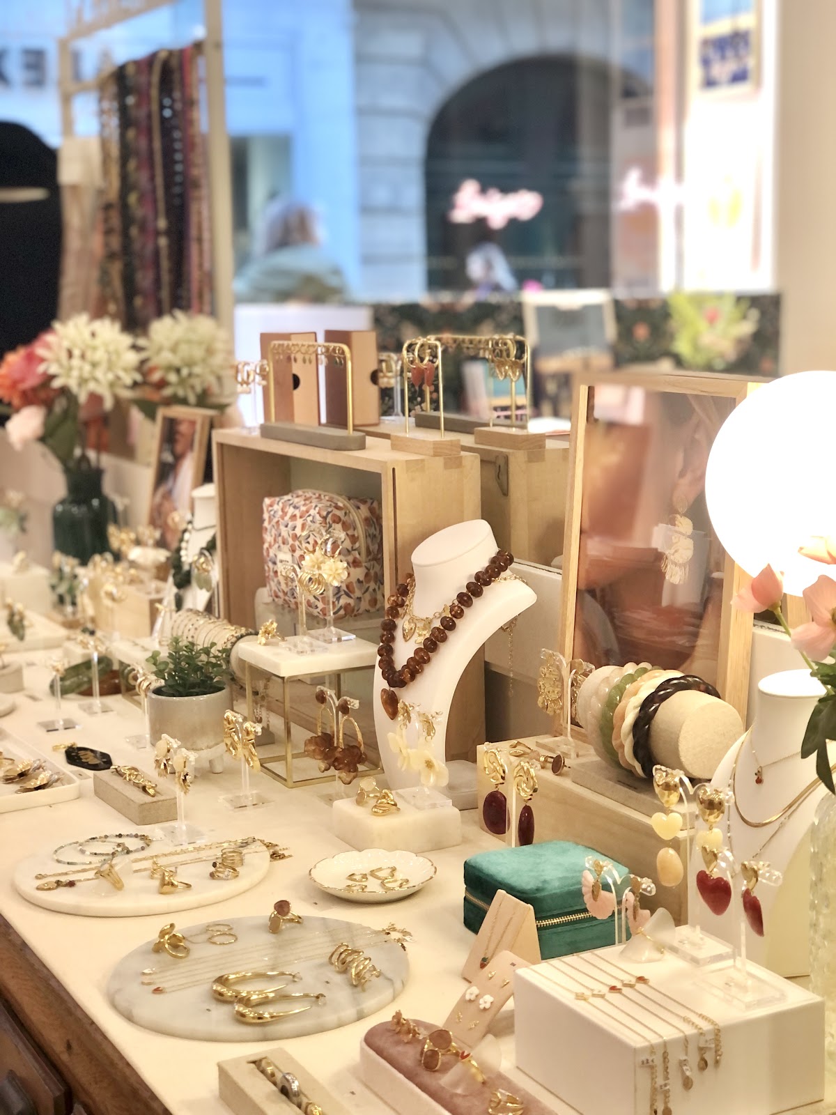 Louise Shop