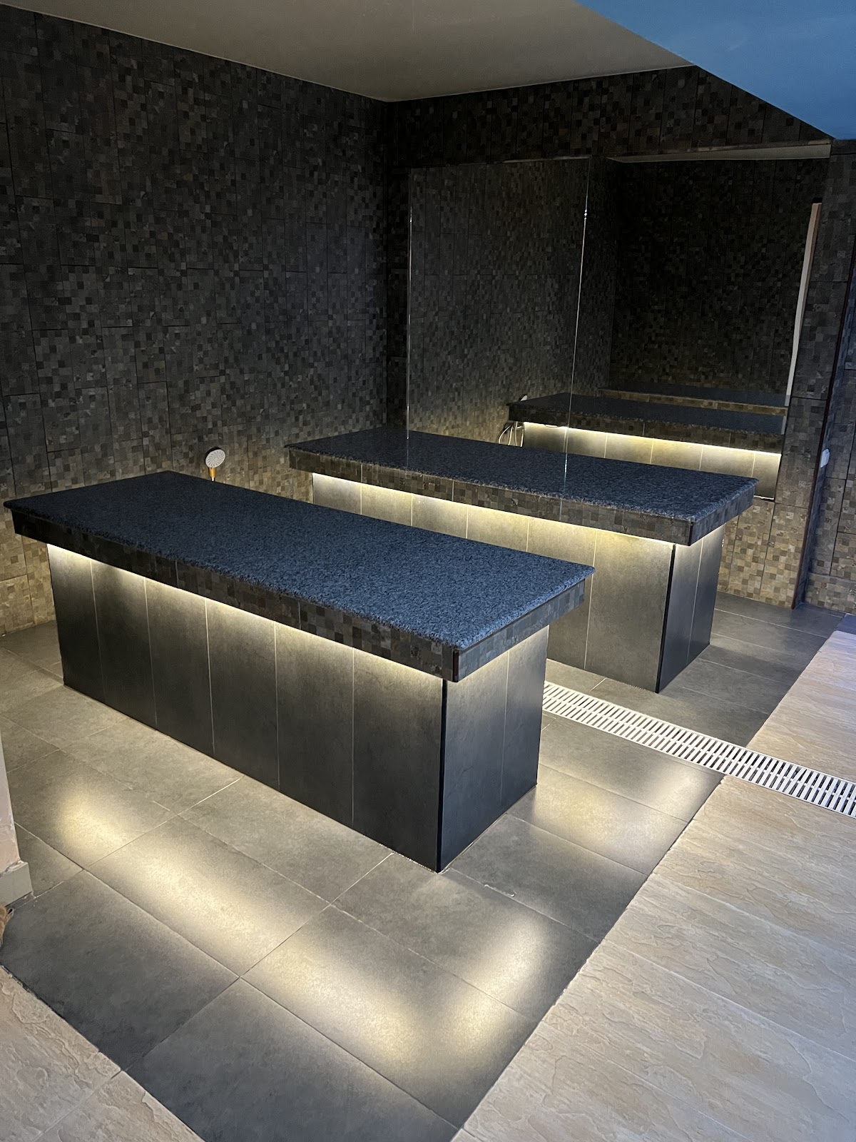 Ariela Family Spa Center