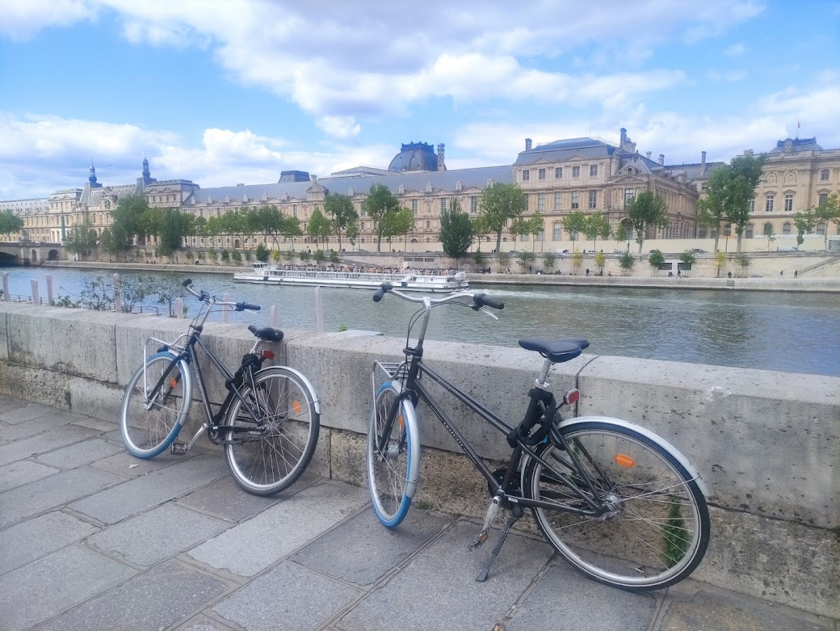 Rentabike Paris - Visite Guidée et Location de Vélos