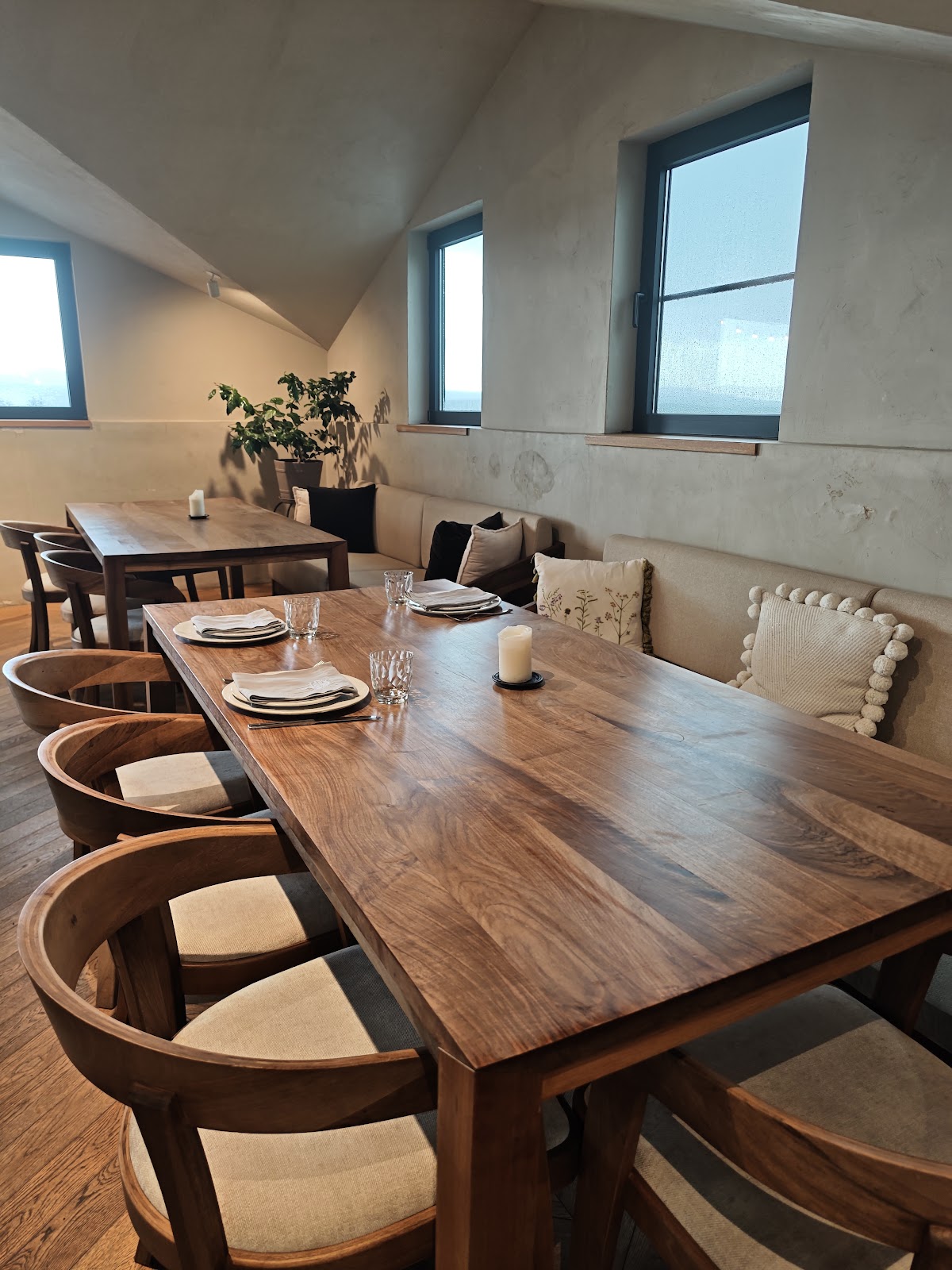 Tsaghkunk Restaurant & Glkhatun