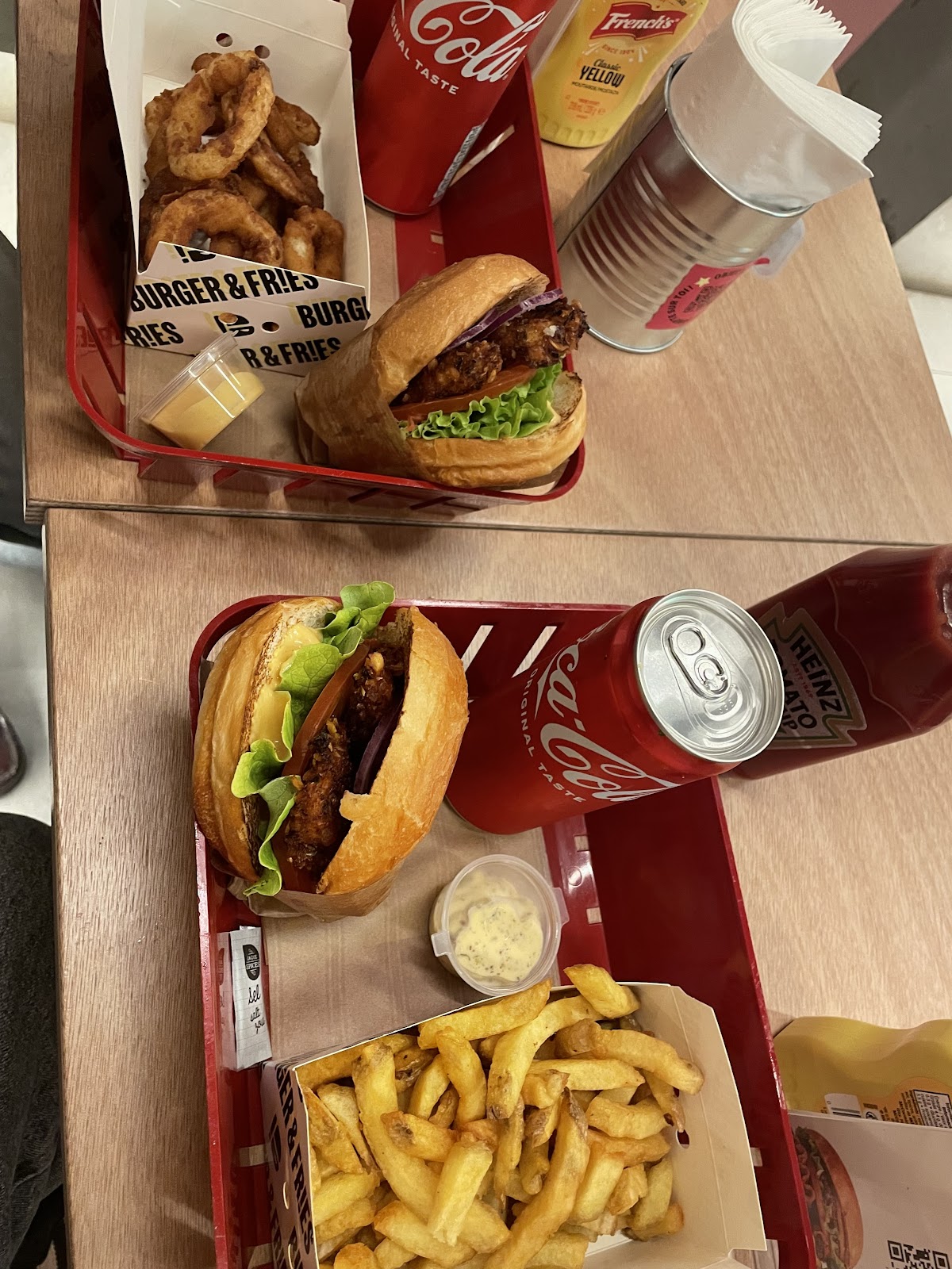 Burger & Fries