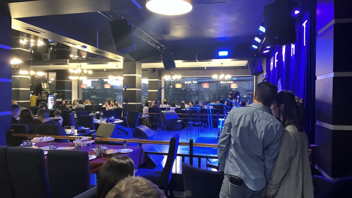 HAYAT restaurant &music hall