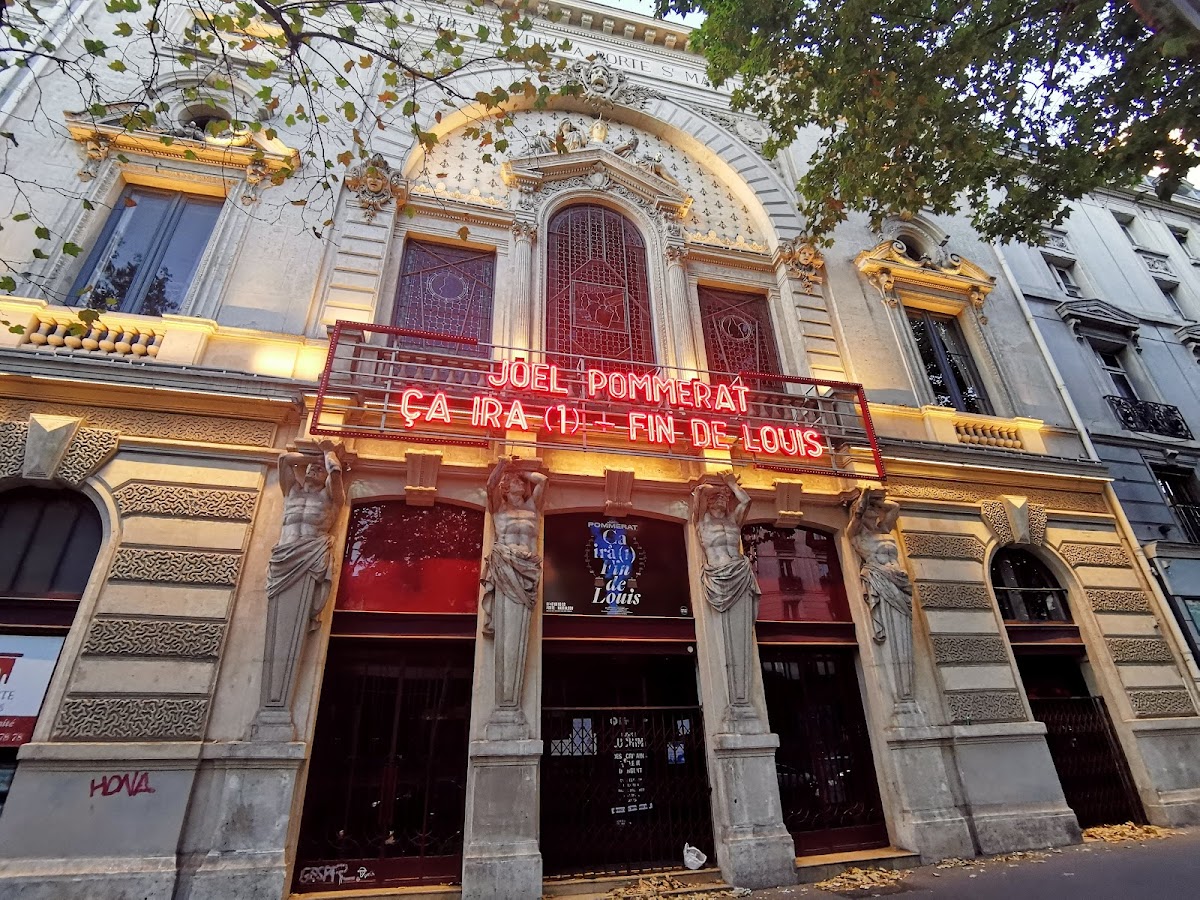 Renaissance Theatre