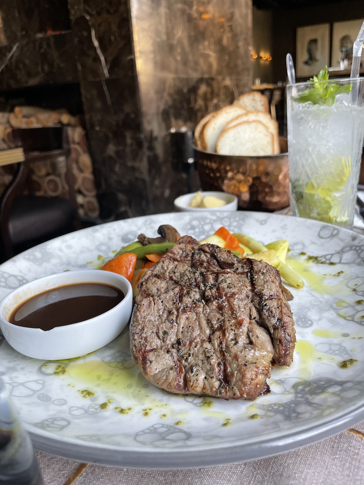 U Bistro & Bar