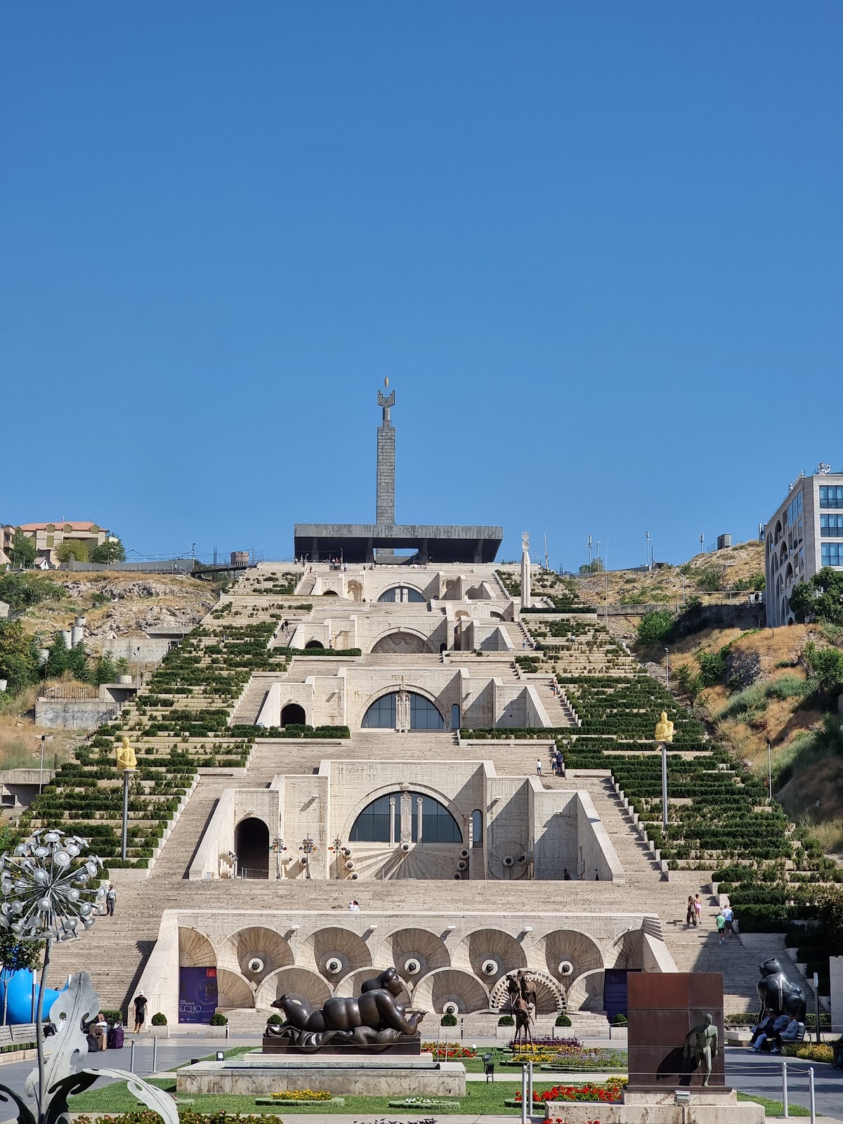 Alexander Tamanian Statue