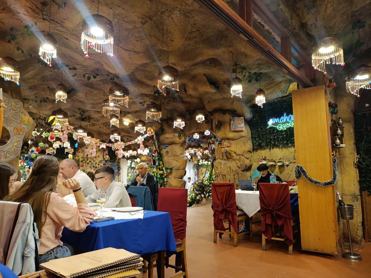 Mahony Restaurant
